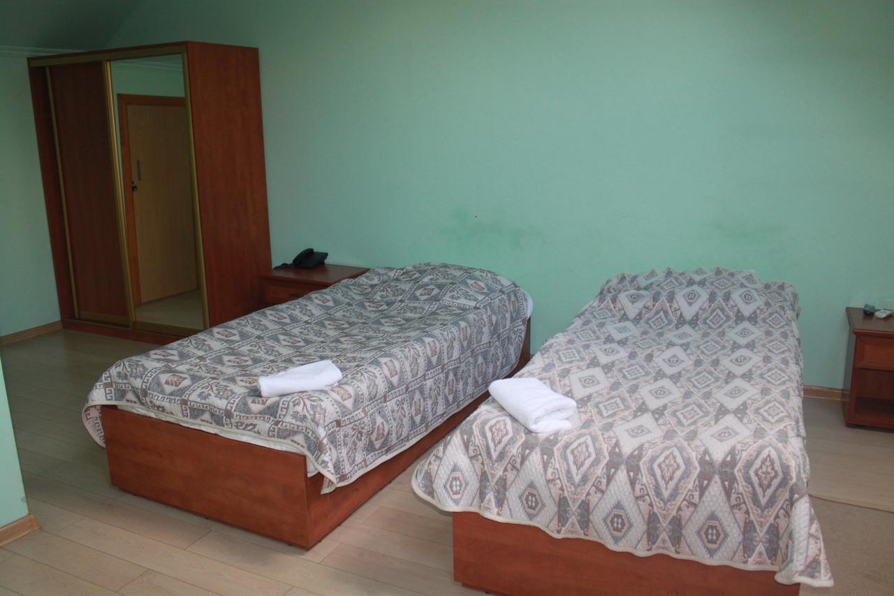 Mini-Hotel Verhovina Kiev Exterior foto